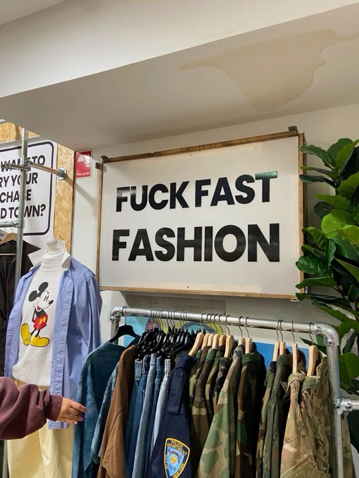 How to Shop Second-Hand Fashion Online with Confidence