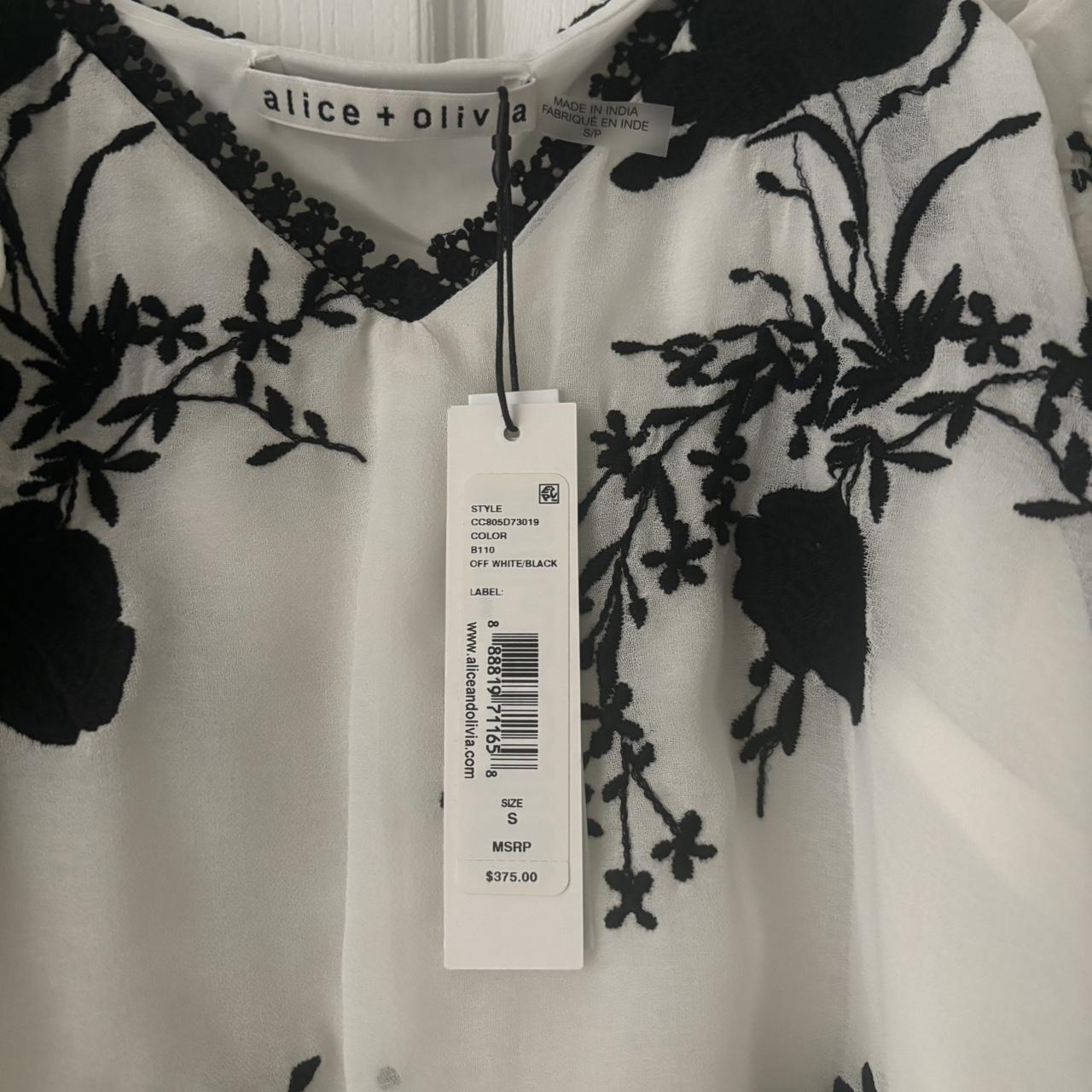 NWT ALICE + OLIVIA Floral Print V-Neck Blouse Size: S