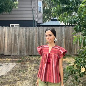 V-Neck Short Sleeve Crop Top Size: XS | US 0