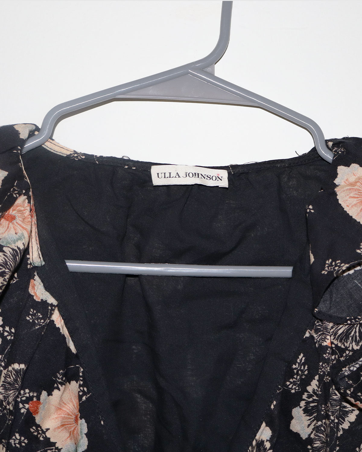 Floral Print V-Neck Blouse