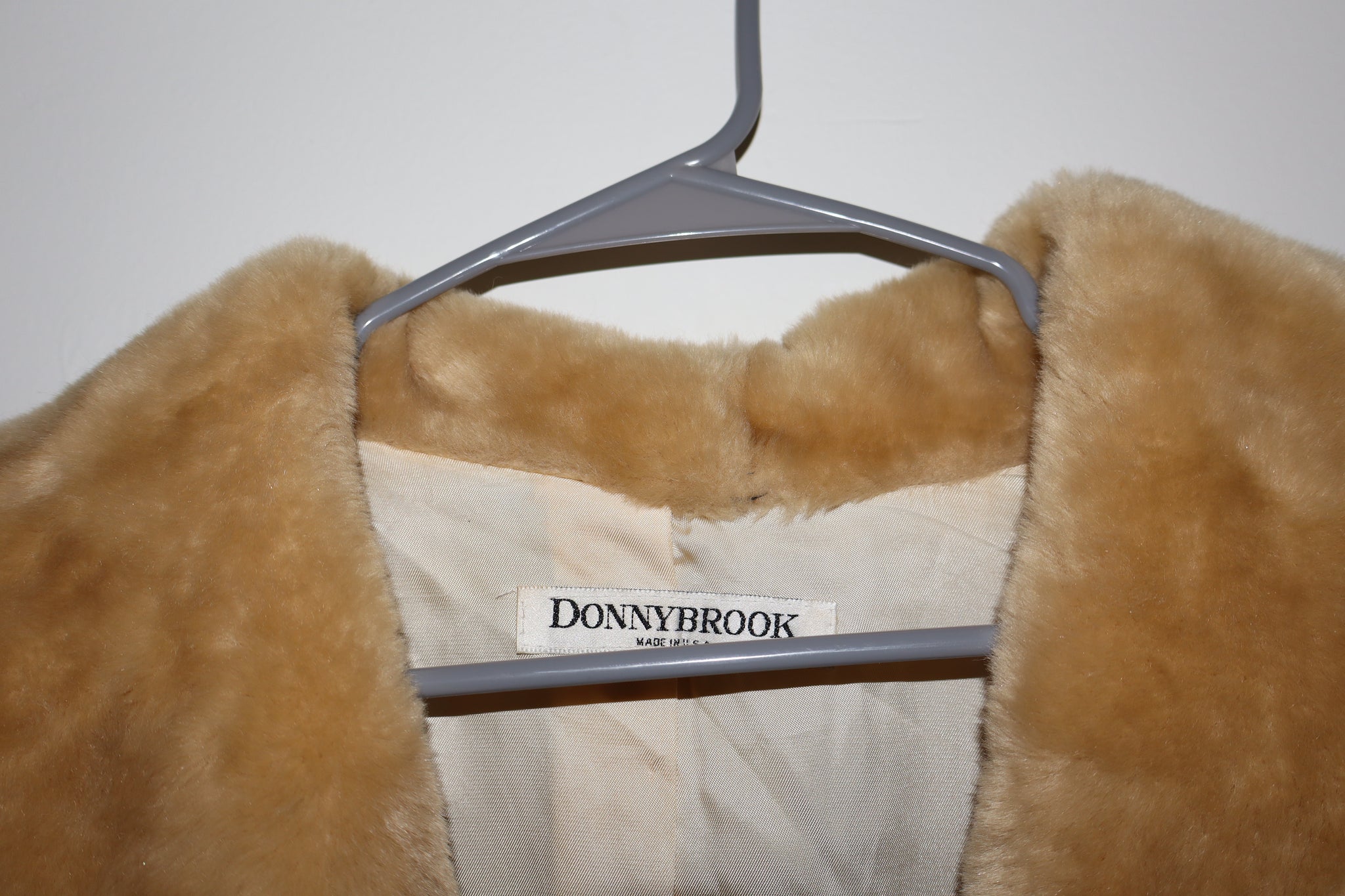 Donnybrook Faux Fur Coat Size: XL