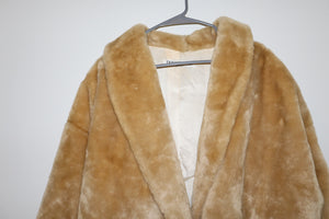 Donnybrook Faux Fur Coat Size: XL