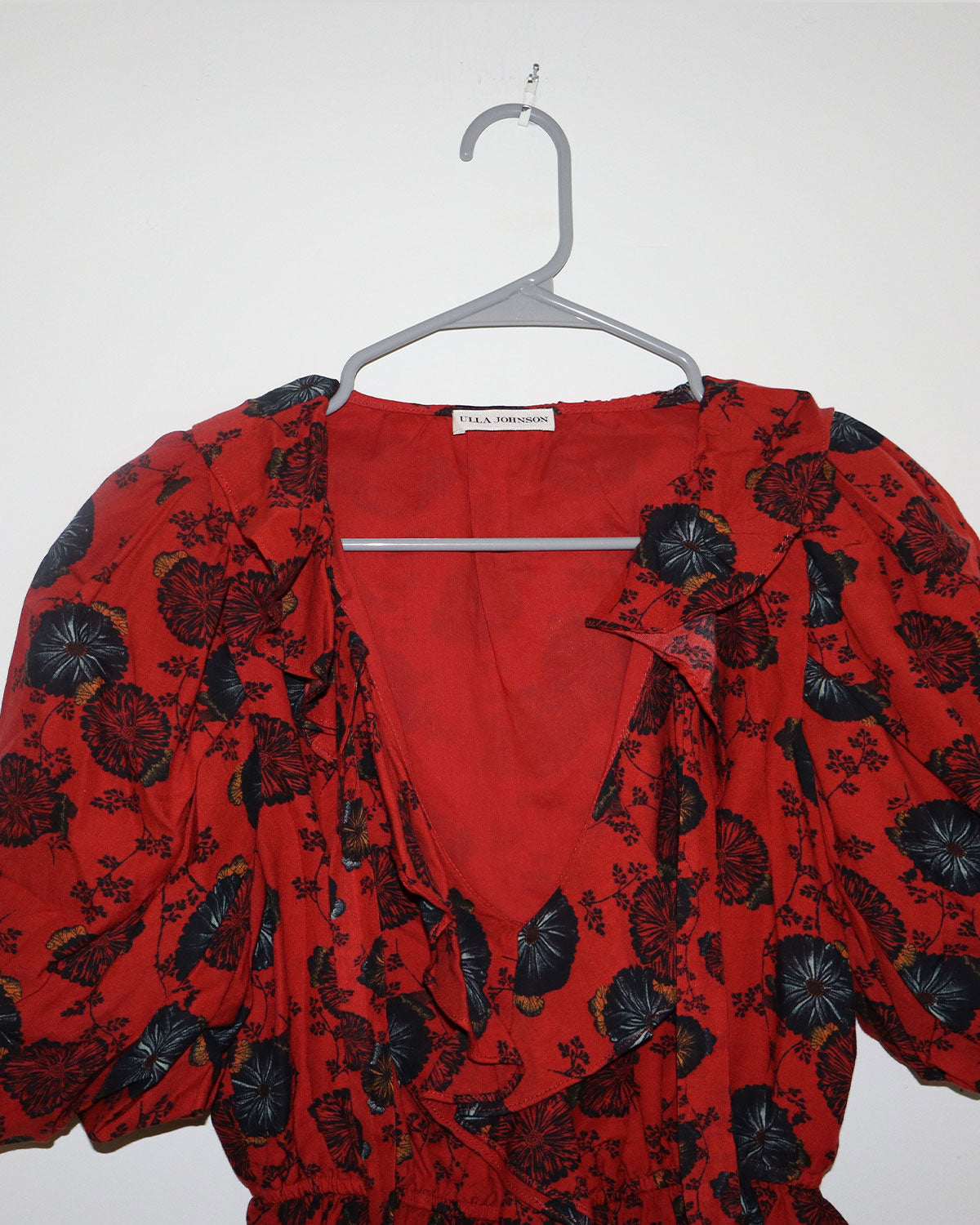 Floral Print V-Neck Blouse